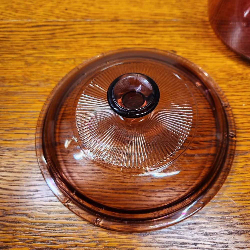 Corning Visions cranberry saucepan 1 L